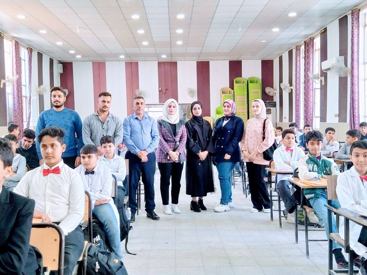 زيارة وفد من جامعة المستقبل- قسم هندسة الطب الحياتي الى متوسطة البحتري للبنين