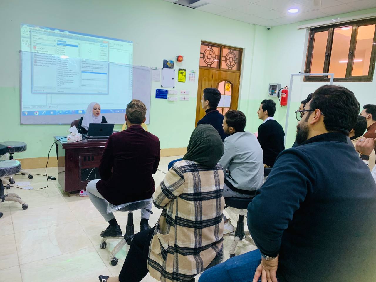 ورشة عملية عن برنامج المحاكاة ( MULTISIM ) 