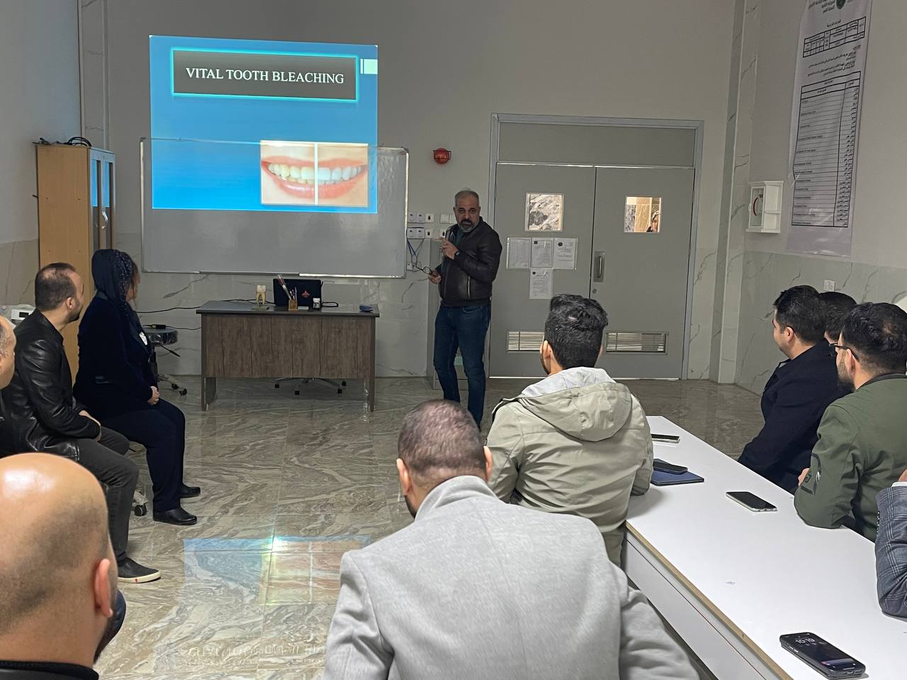 ورشة علمية جديدة بعنوان vital tooth bleaching في قسم طب الاسنان 