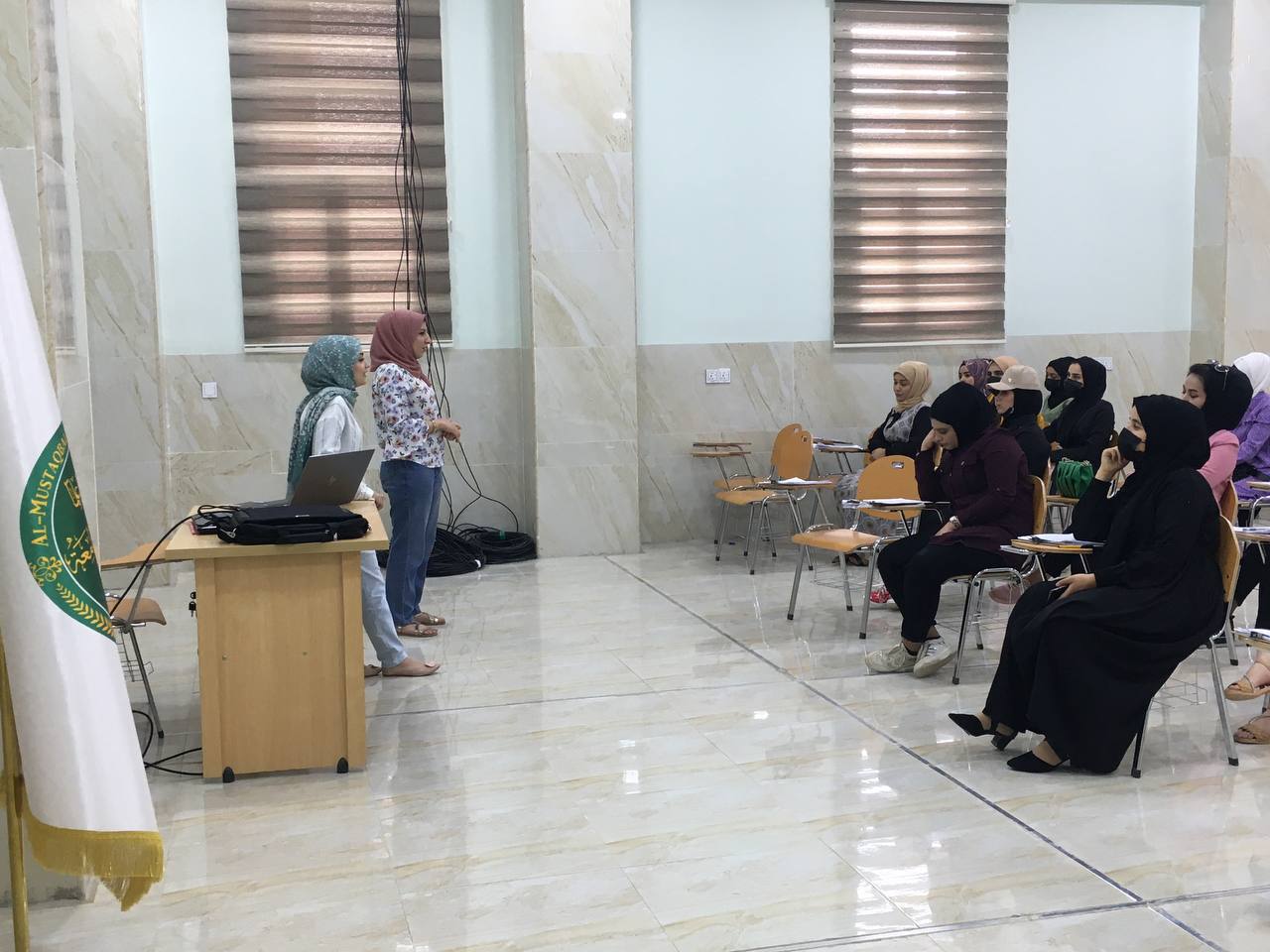 قسم تقنيات المختبرات الطبية في كلية المستقبل الجامعة يقيم ورشة تدريبية عن الية كتابة السيرة الذاتية بطريقة احترافية لتناسب سوق العمل 