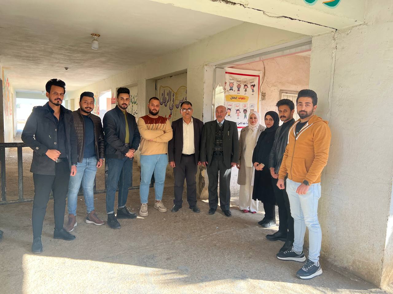 قسم تقنيات المختبرات الطبية في كلية المستقبل الجامعة يقيم حملة تشجير و زراعه انواع متعددة من الازهار والاشجار دائمه الخضرة