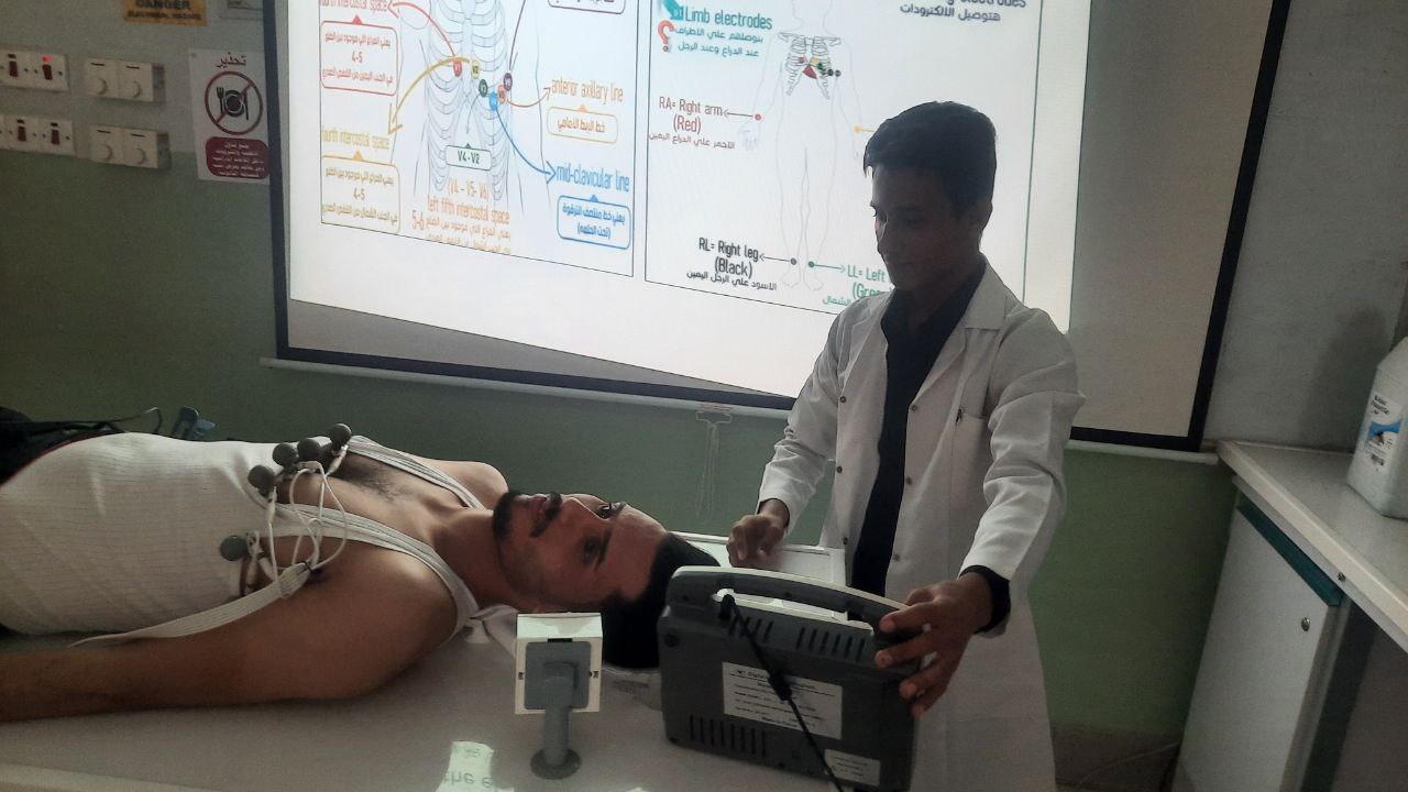 ورشة علمية للمعيدة سارة حامد دانه بعنوان تخطيط كهربائية القلب (ECG)