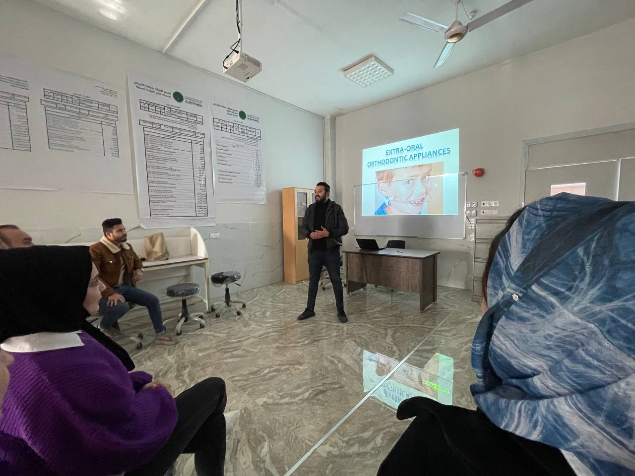 أقامة سمنار علمي  بعنوان Extraoral orthodontic appliance في قسم طب الأسنان 