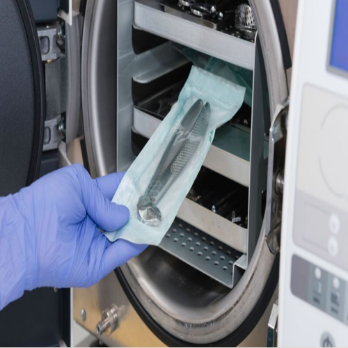 حلقة نقاشية بعنوان " تعقيم الأجهزة الطبية"