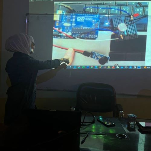 حلقة نقاشية بعنوان "كاشف تسرب الدم"