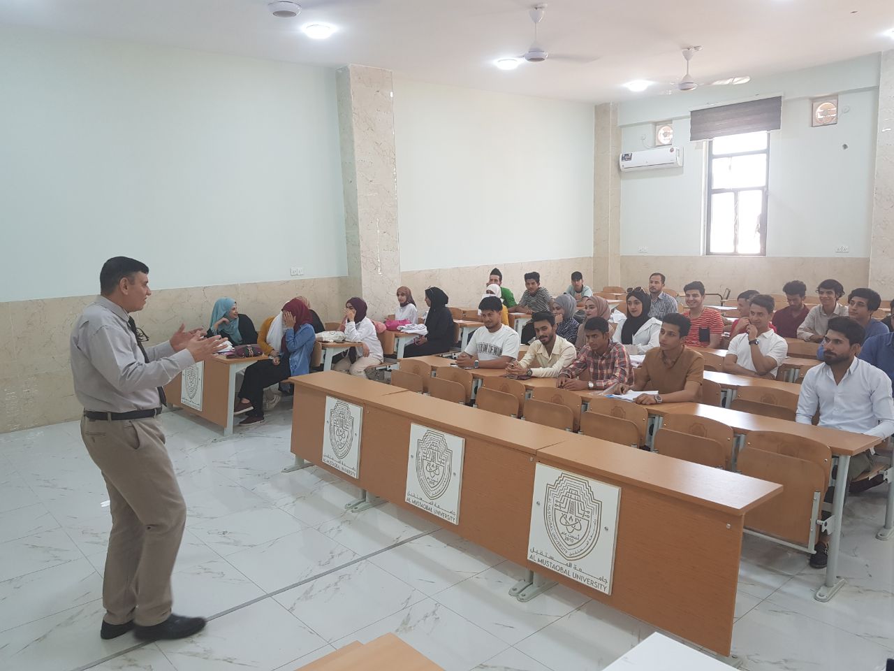 ورشة علمية للتدريسي د. عصام عبد العزيز محمد بعنوان  كيف تمتلك ذاكرة خارقة وتتعلم