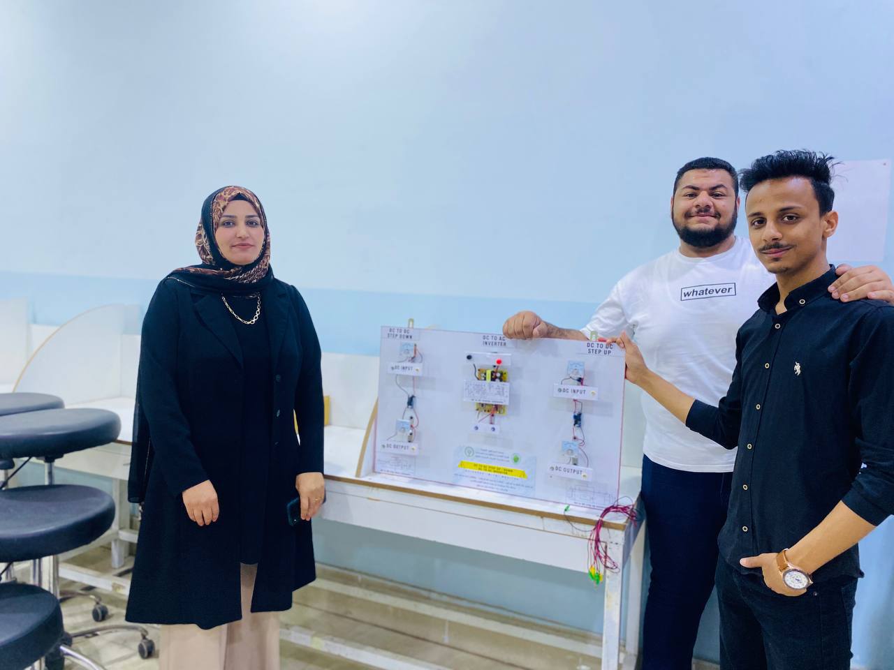 تجهيز لوح مختبري لمادة ألكترونيات القدرة