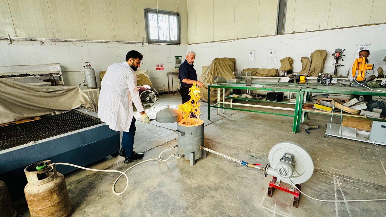 تأهيل واعادة عمل الأجهزة المختبرية