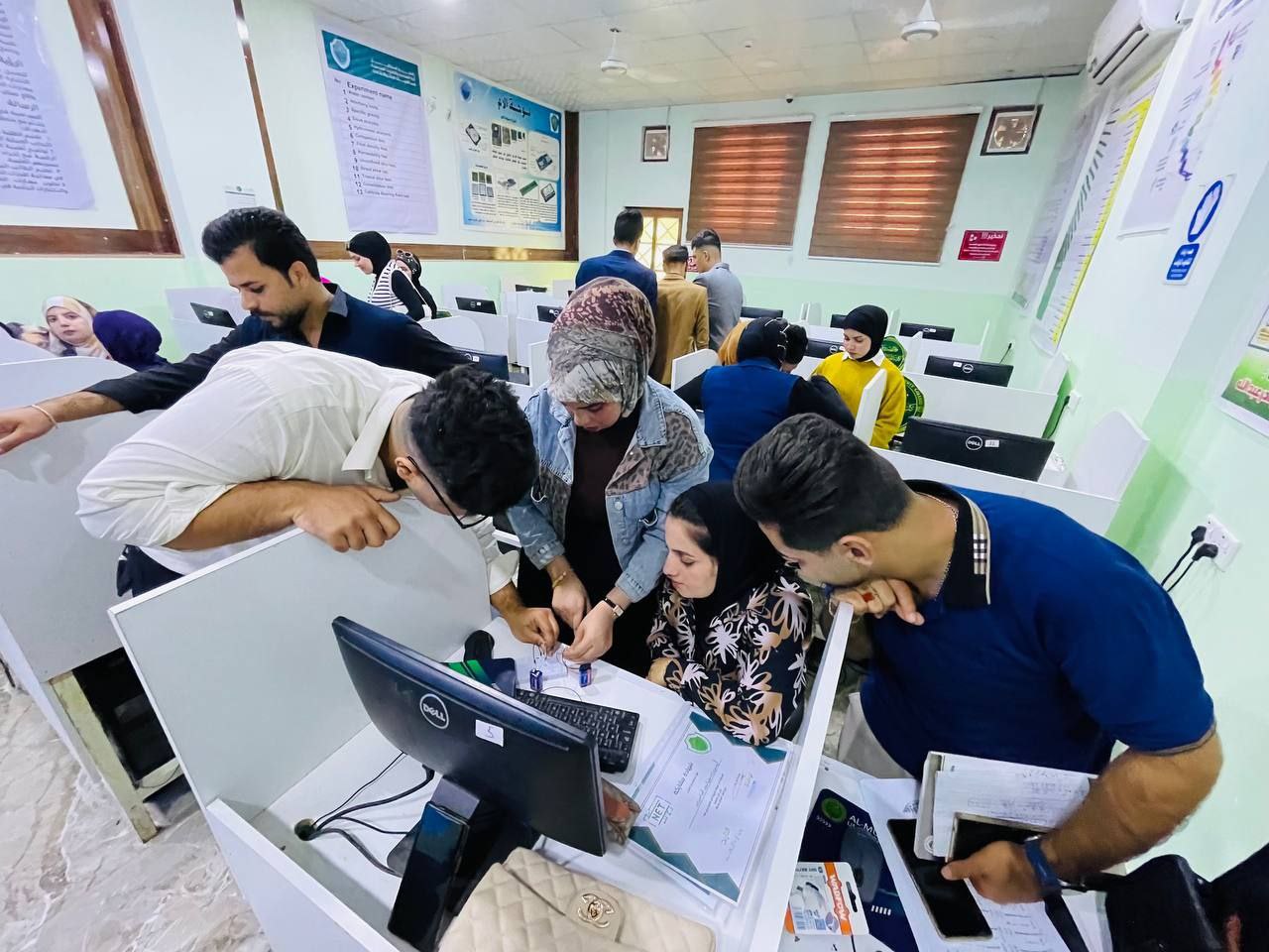 فريق SET TEAM ينظم ورشًا علمية حول ربط العناصر الإلكترونية تحقيقًا لأهداف التعليم الجيد"