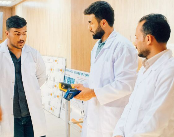 ورشة عملية لطلبة المرحلة الثالثة 