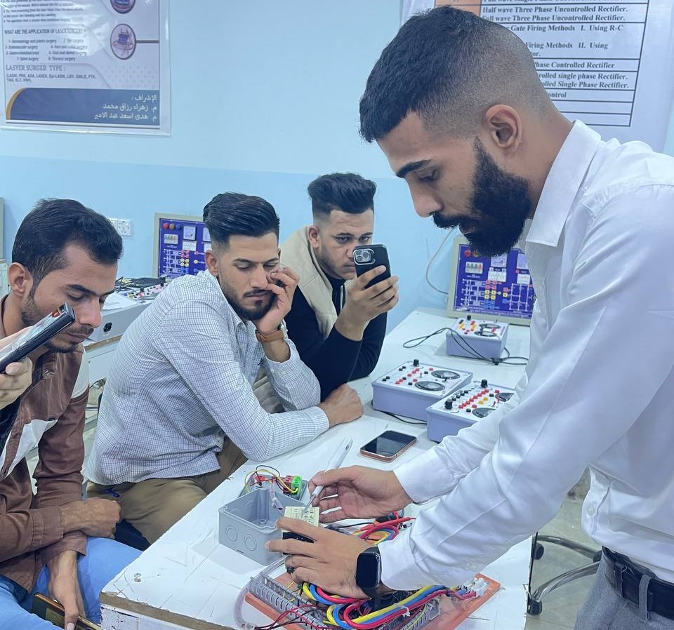 "دورة  حول كيفية عمل وربط بوردات الكلاسك كونترول و ATS"