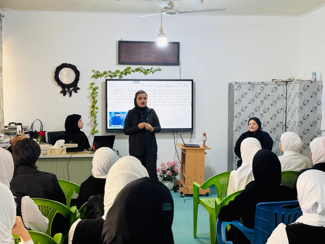 جامعة المستقبل تدعم براعم الأمن السيبراني بزيارة علمية إلى إعدادية بابل المهنية للبنات, تحقيقًا لأهداف التنمية المستدامة