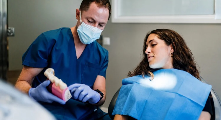 " Symptoms and causes disease inflammation Gingivitis " by ghadeer  talib