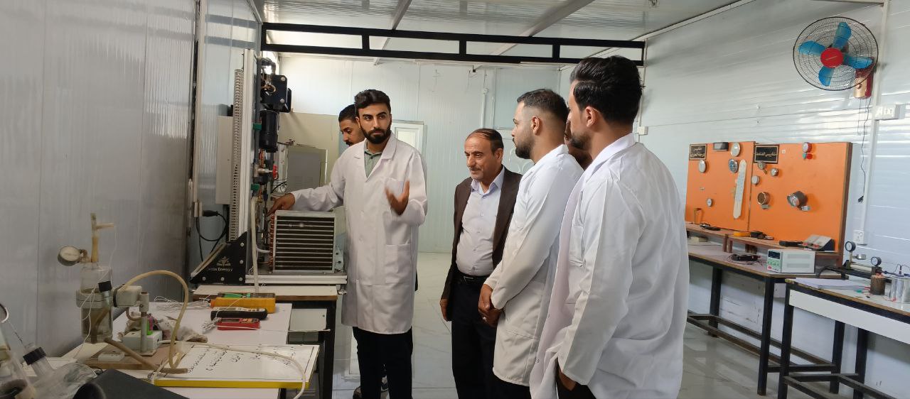 ورشة علمية لطلاب المرحلة الثالثة 