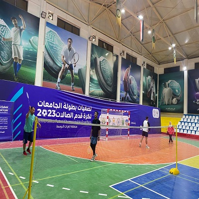 The Department of Anesthesia Techniques holds a badminton game and develops students' sports skills
