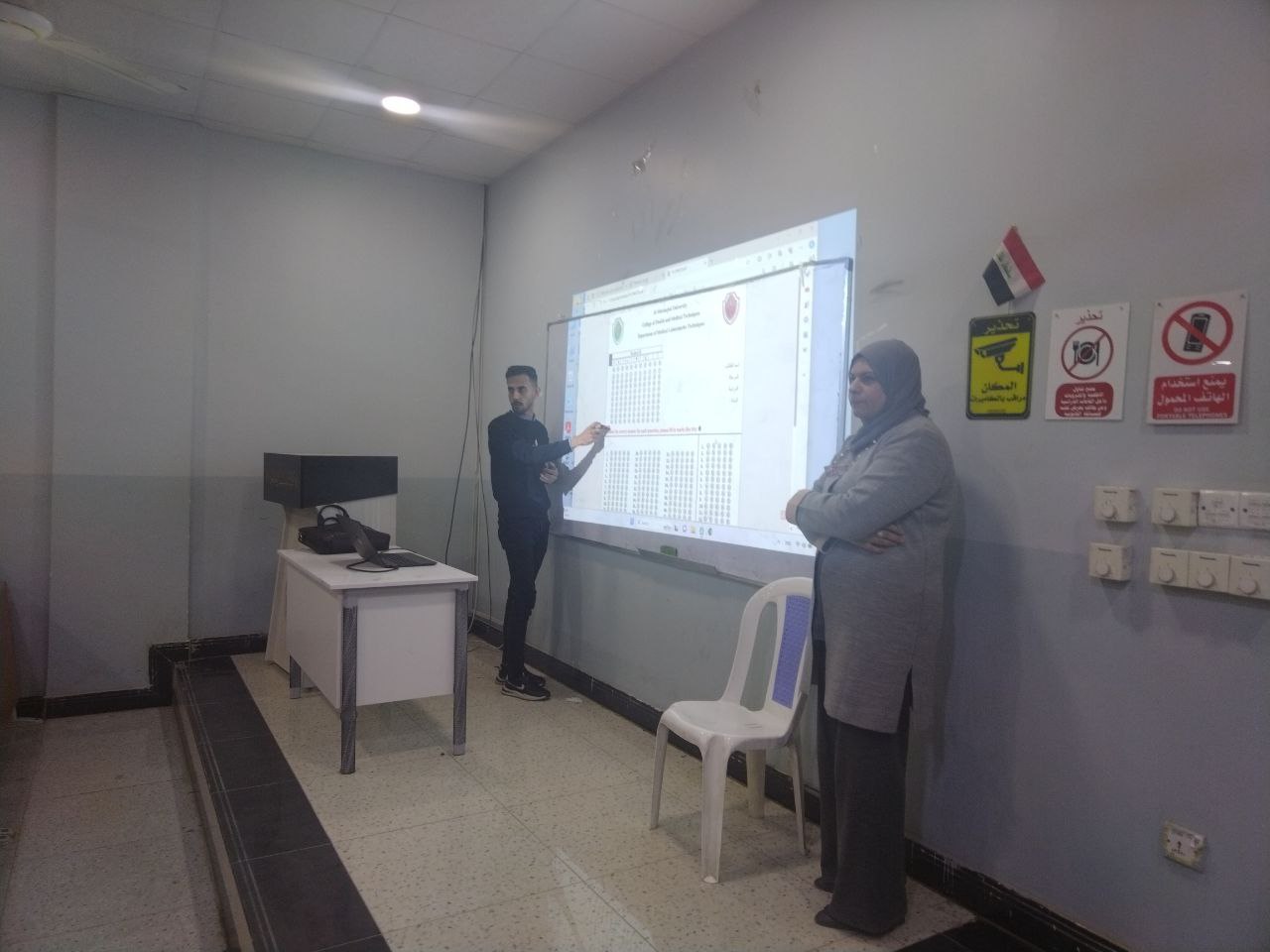 قسم تقنيات المختبرات الطبية في كلية التقنيات الصحية والطبية بجامعة المستقبل يقيم ورشه تعليمية حول استخدام البابل شيت  Bubble Sheet System في الامتحانات