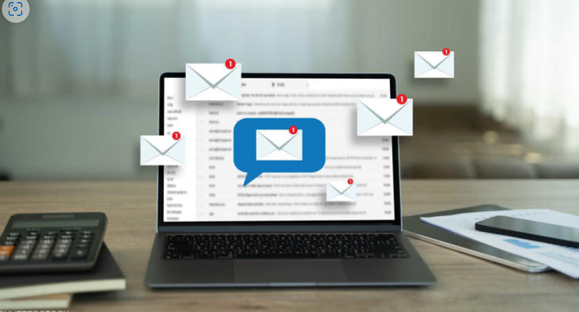 مقالة علمية ل( هبه صلاح هادي ) بعنوان "كيف يسهم الذكاء الاصطناعي في تخفيف عبء البريد الإلكتروني"