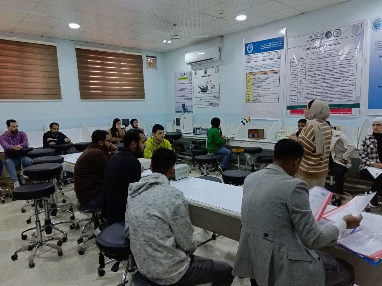 تنظيم سيمنار تعليمية حول جهاز "Water Bath" تحت إشراف الأستاذة نور علي