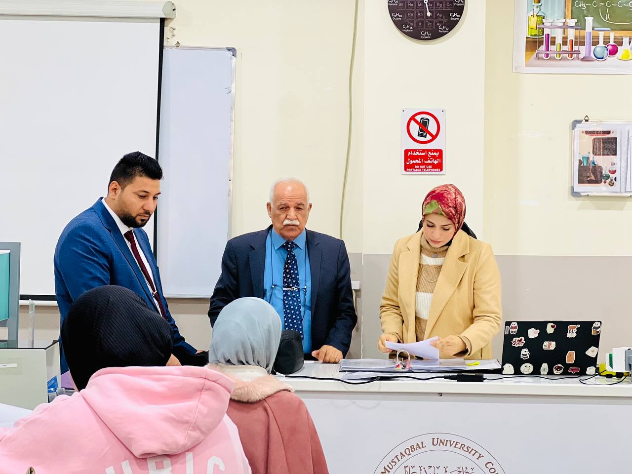 اجتماع مسؤول جودة المختبرات الدكتور كرار مجيد عبيد مع معيدي الكلية 