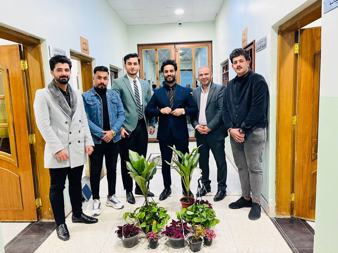 طلبة قسم تقنيات الهندسة الكهربائية يزينون اروقة القسم بشتلات ضلية