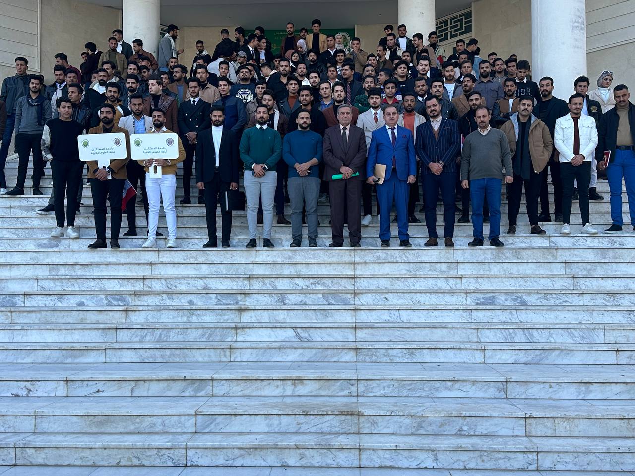 استقبال طلبة المرحلة الأولى (البوابة الثانية)