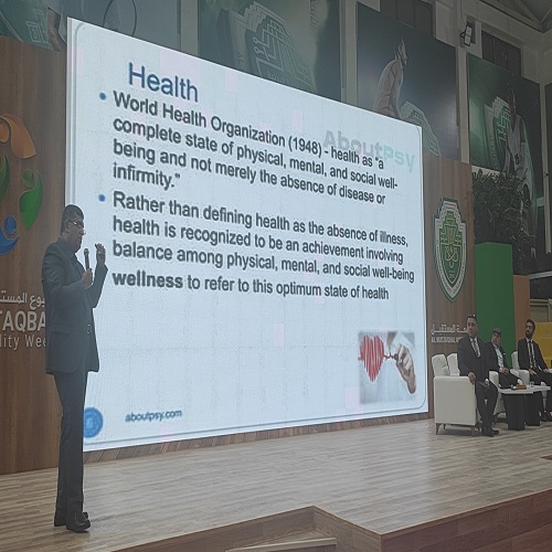 The College of Health and Medical Technologies holds a dialogue session entitled (protecting and improving the health of people and their communities)