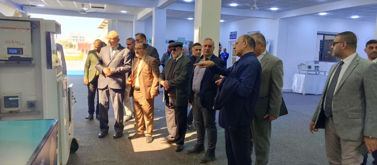 جولة الوفد الاسترالي برحاب مركز المستقبل لبحوث الطاقة 