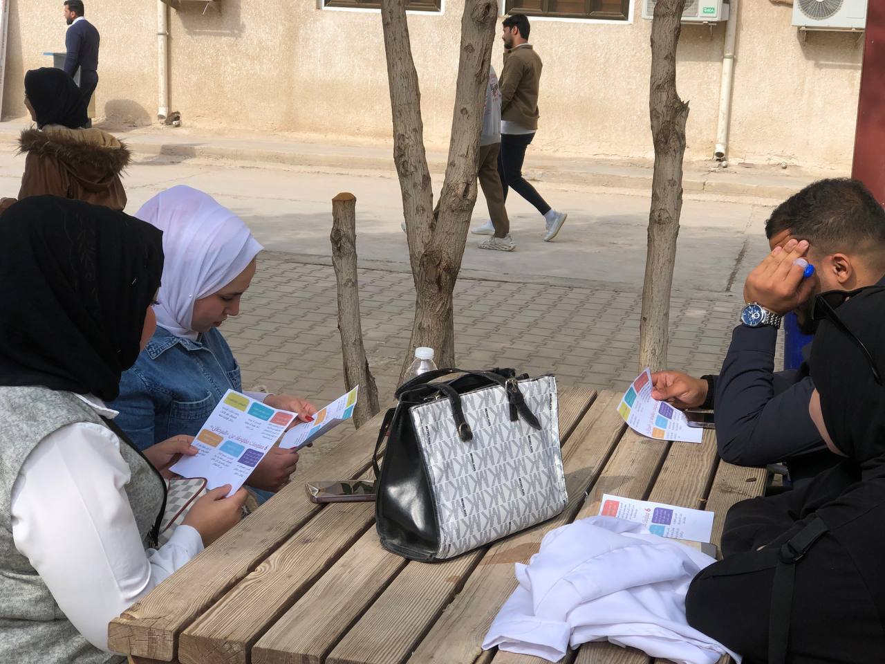 قسم تقنيات المختبرات الطبية في كلية التقنيات الصحية والطبية بجامعة المستقبل يقيم حملة توعوية عن مرض السرطان