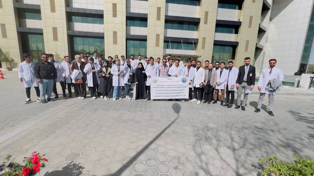 قسم هندسة تقنيات الأجهزة الطبية المرحلة الثالثة يقيم سفرة علمية إلى مستشفى الكفيل