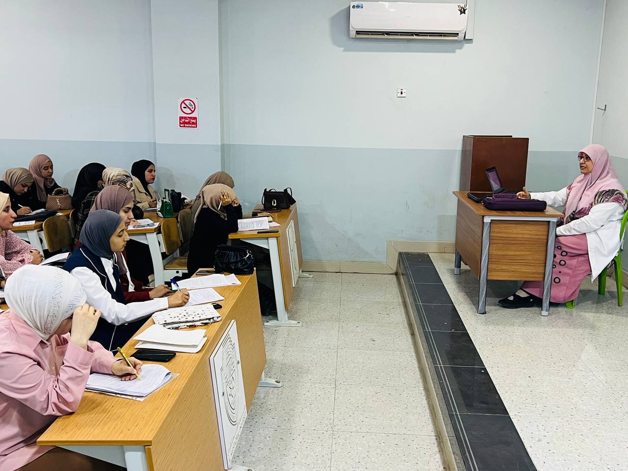 انطلاقا من مبدا التعاون العلمي الاكاديمي بين جامعة الفرات الاوسط التقنية وجامعة المستقبل وفقا الى الية التعاون المبرمة