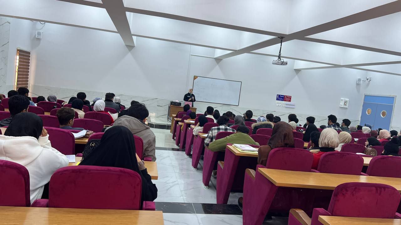 استراتيجية المعلم والنشاط الحر لكسر حاجز الخوف والخجل عند المتعلمين للتدريسية صفا محمد هادي 