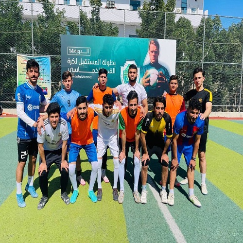 The Anesthesia Techniques Department holds a friendly football match between the first-year Group E students