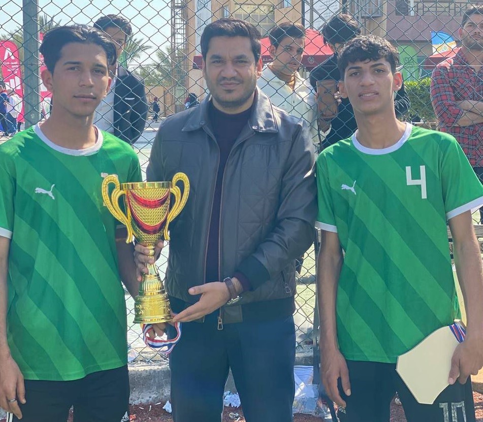 “Football Championship Final: Class F wins the first stage in a sporting context full of enthusiasm.”