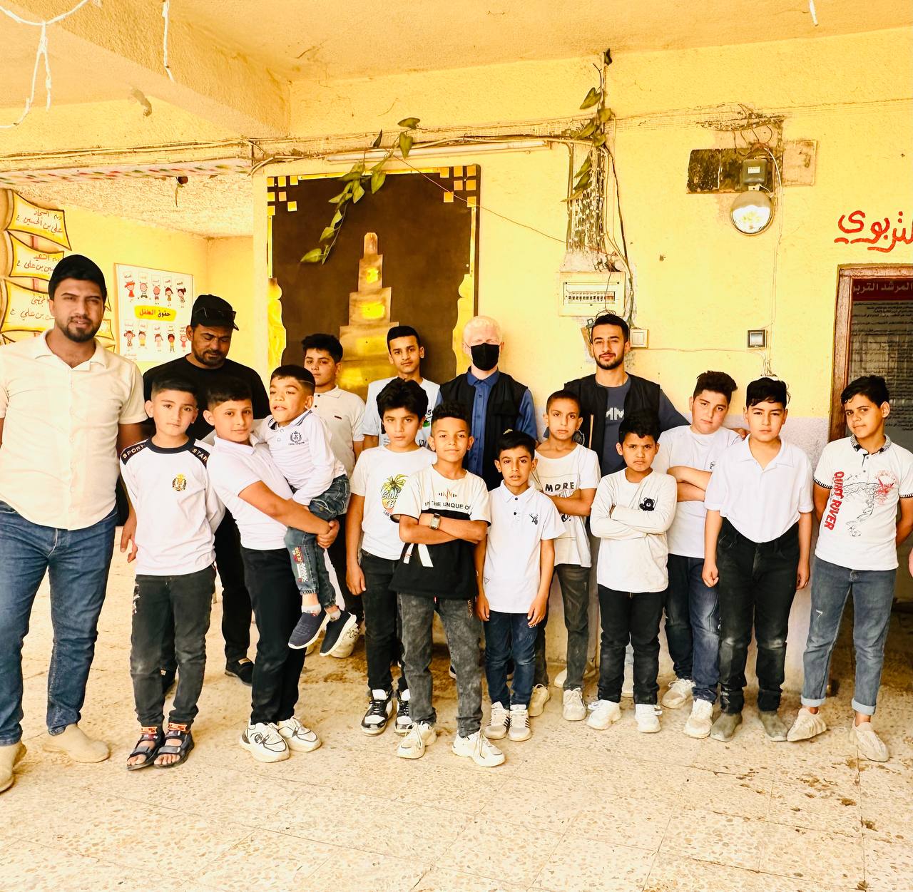 قسم تقنيات المختبرات الطبية في كلية التقنيات الصحية والطبية /جامعة المستقبل ينظم حملة كسوة العيد 