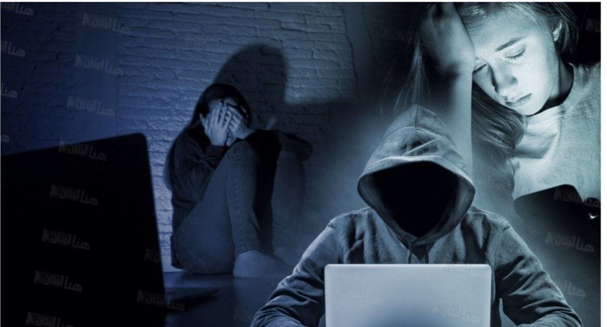 مقالة علمية بعنوان"الأبتزاز الألكتروني" للطالب (علي وسام عبد الامير)-كلية العلوم-قسم علوم الفيزياء الطبية-المرحلة الثالثه_كروبj وباشراف (م.م علي جعفر عبيد)