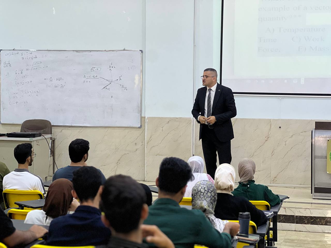 جانب من حضور طلبة قسم الفيزياء الطبية للعام الدراسي 2024-2025