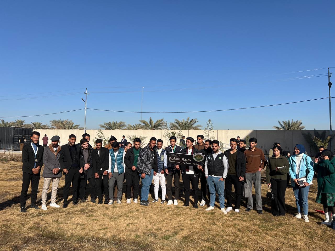 نظم سفراء الاستدامة حملة تشجير داخل جامعة المستقبل 