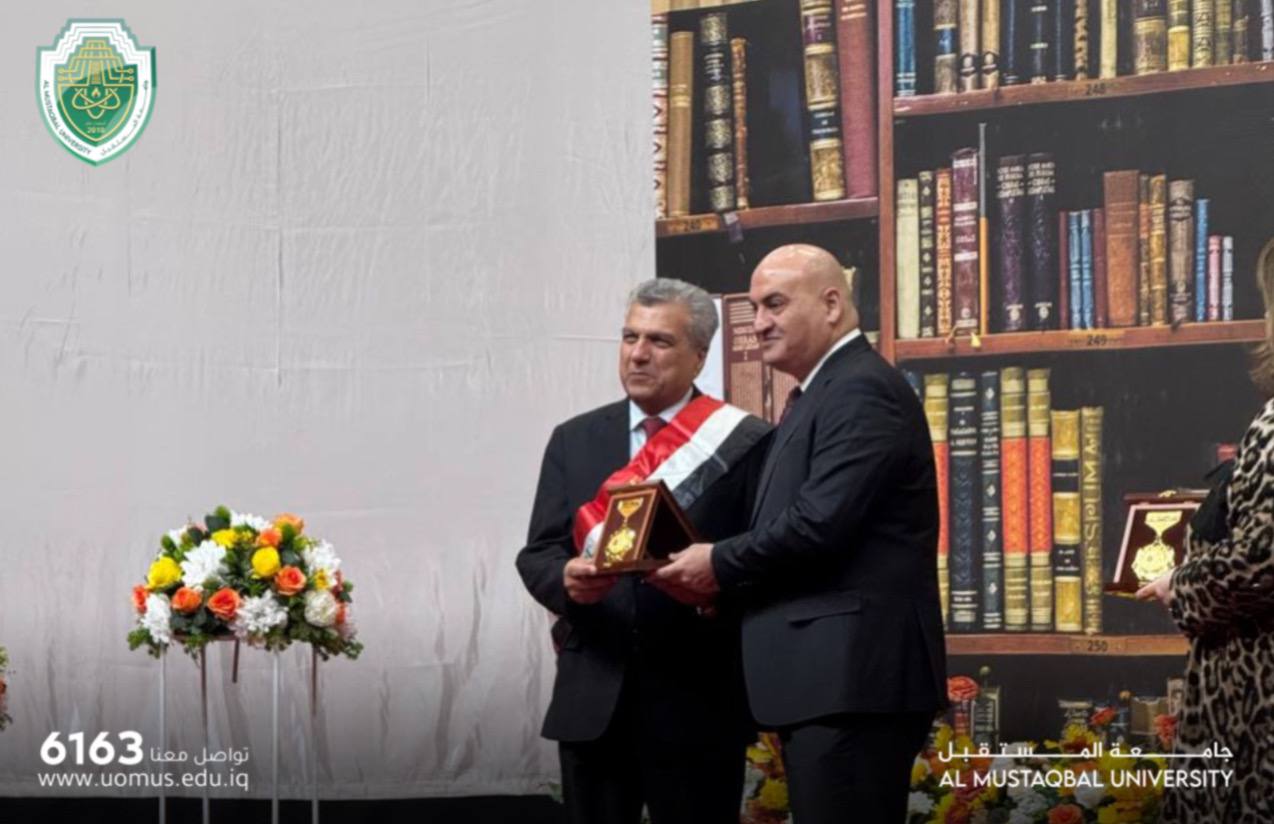 مدير مركز بحوث تطبيقات الذكاء الاصطناعي بجامعة المستقبل يفوز بجائزة أفضل مؤلِّف علمي في يوم العلم