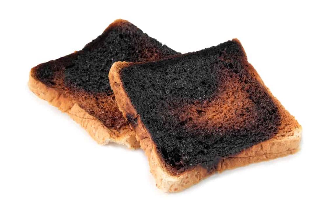 مقالة علمية للمعيد (احمد عبد السلام) بعنوان "تناول الطعام المحروق"