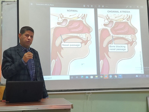 سمنار علمي مقدم من قبل التدريسي الدكتور علي حسين النصراوي، اختصاص أنف وأذن وحنجرة، بعنوان "التهاب الأذن الوسطى وتأثيراته"