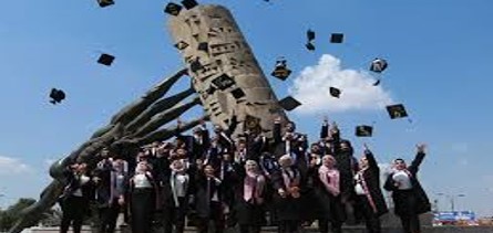 العنوان: التحديات التي يواجهها الأستاذ الجامعي في التعليم الأهلي في العراق