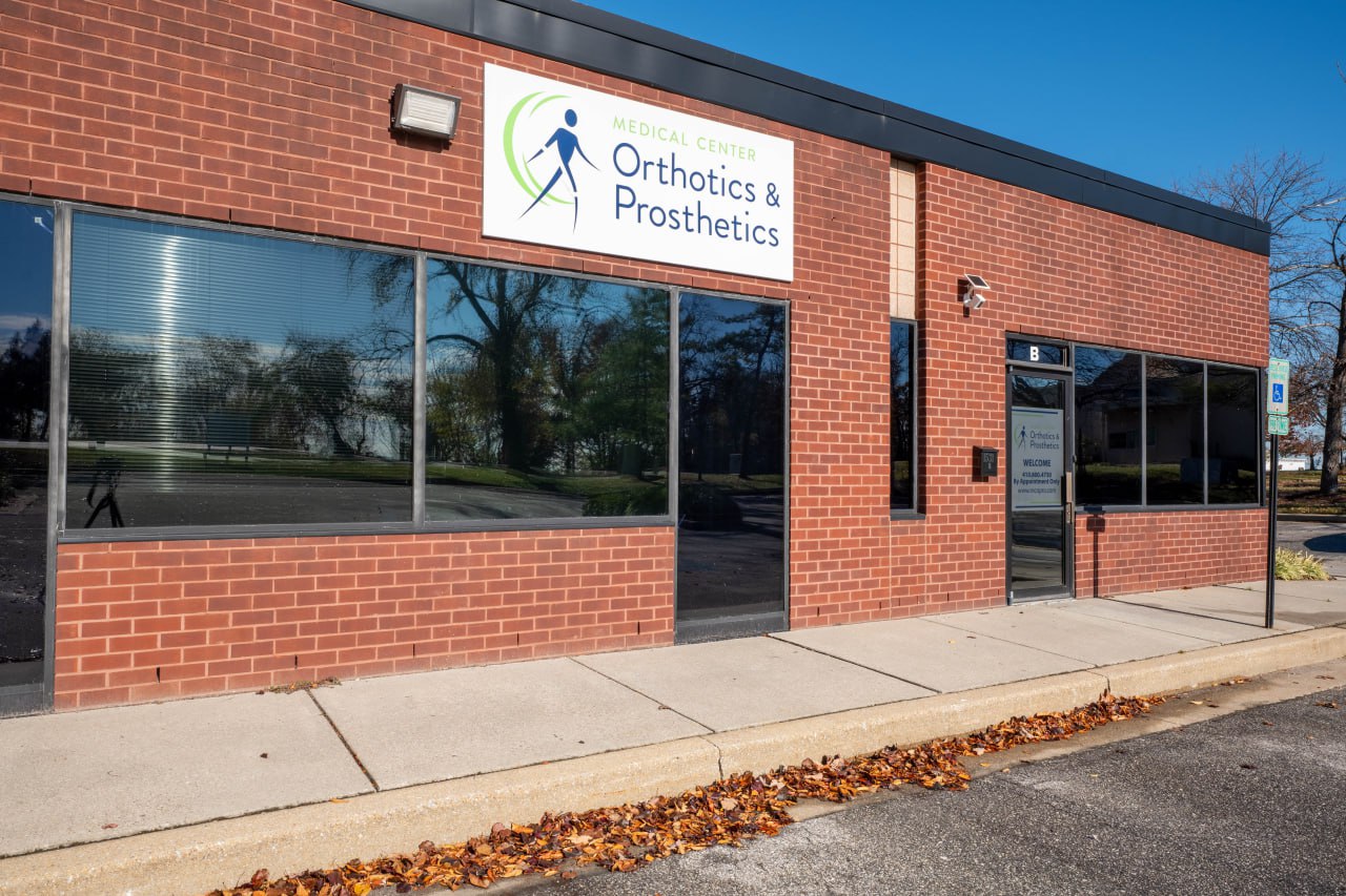 The Role of Sustainable Development in Advancing Medical Orthotics Centers