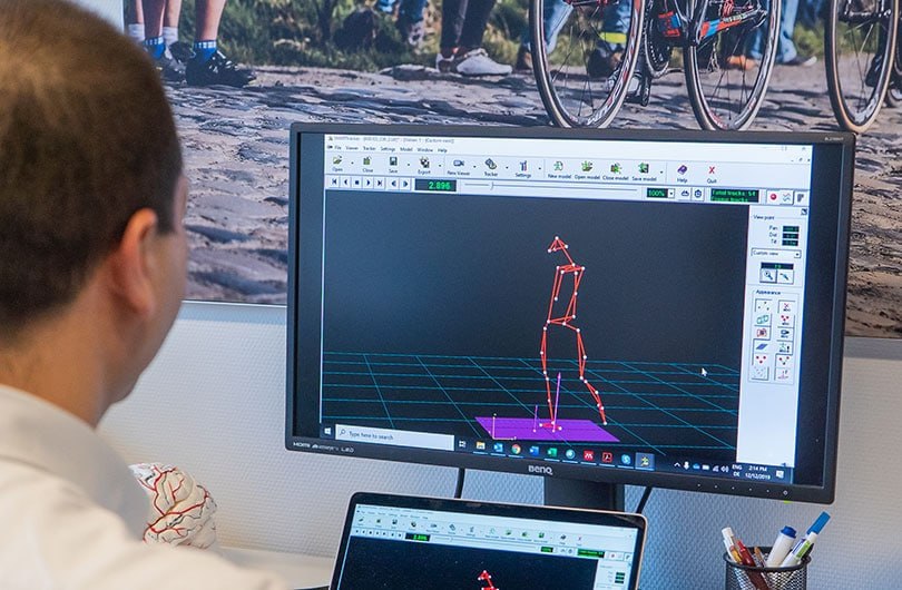 التكنولوجيا في علم الميكانيك الحيوي بين التحليل والتطبيق