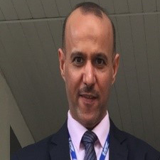 أختيار تدريسي في كلية المستقبل الجامعة كمقيم في مجلات عالمية