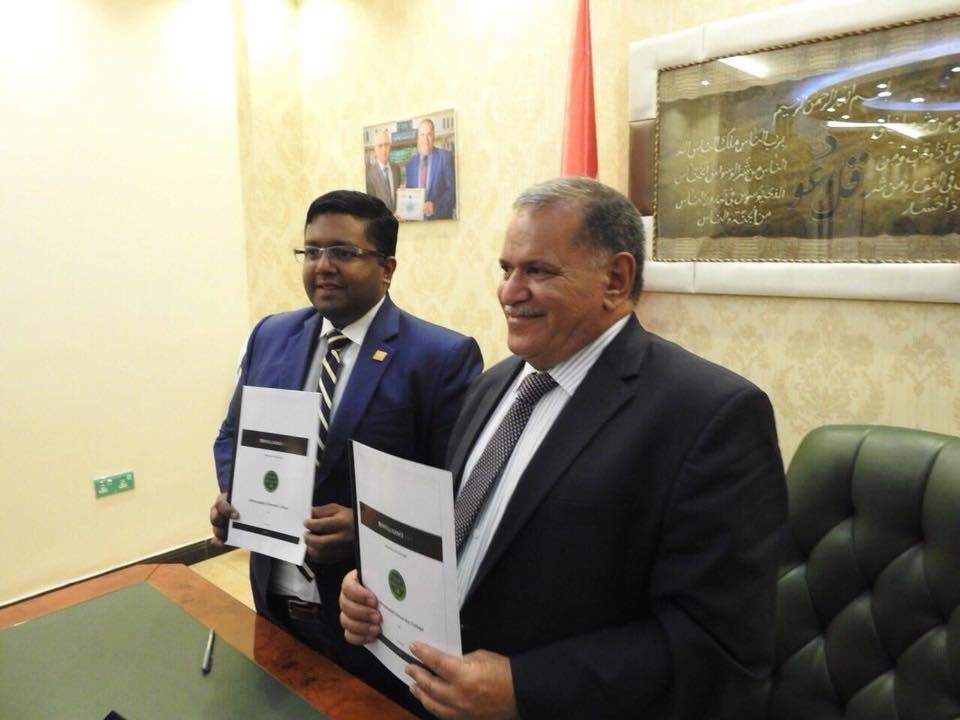 الى كلية المستقبل الجامعة (QS)  زيارة ممثل ال