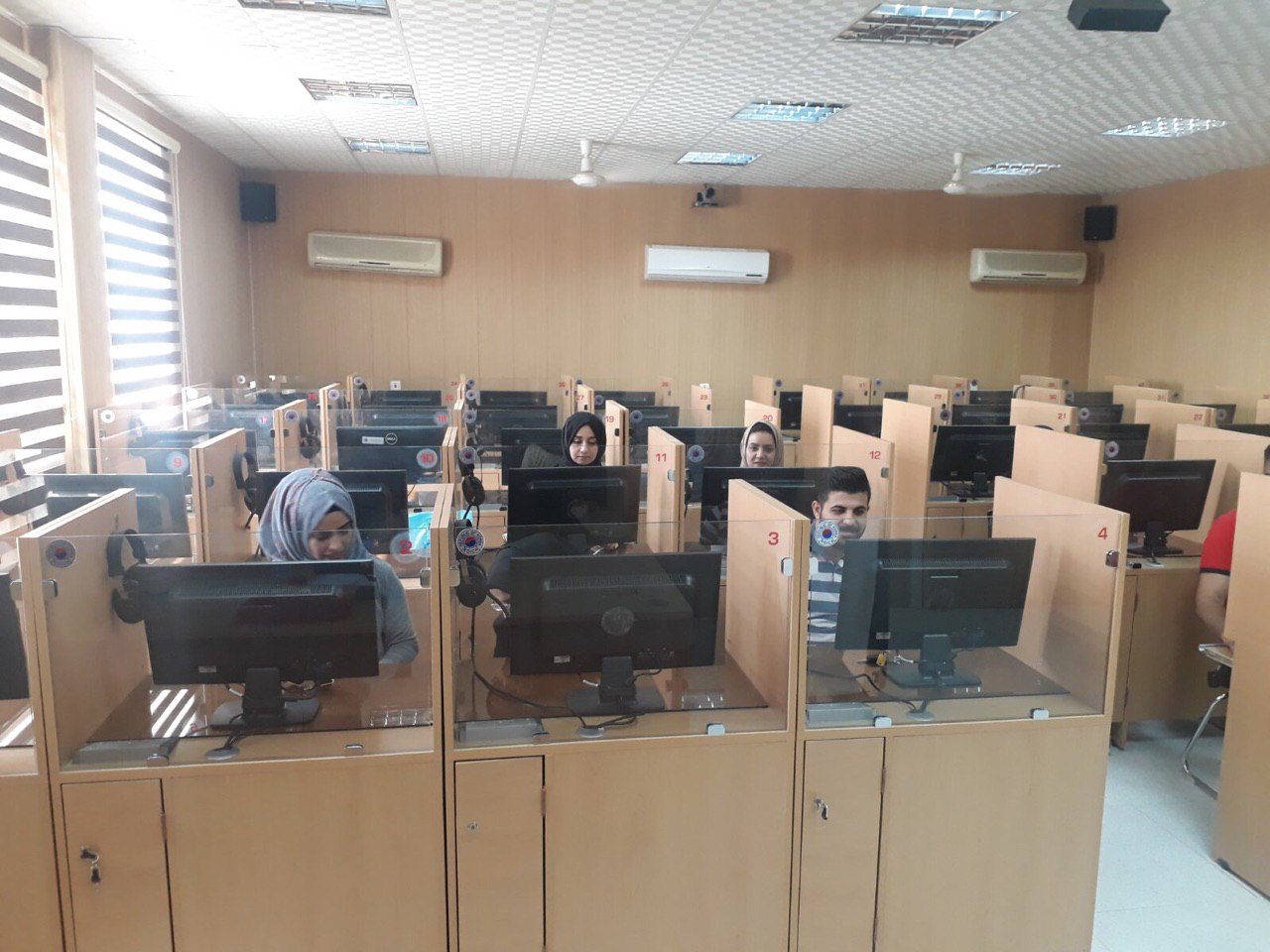 اختتام الدورة التدريبية الخاصة بنظام التعليم الالكتروني (الموودل).