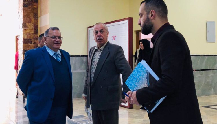 عميد كلية المستقبل الجامعة يتفقد الامتحانات الفصلية والسنوية