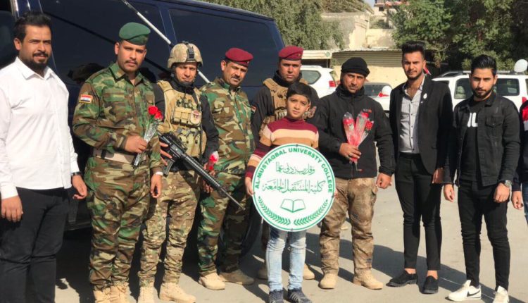 طلبة كلية المستقبل الجامعة يشاركون جيشنا الباسل في ذكرى عيد تأسيسه