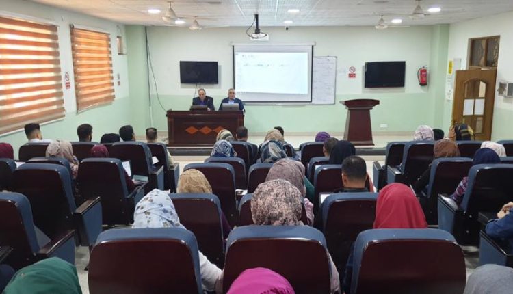 كلية المستقبل الجامعة تقيم ورشة عمل في مجال برامجيات الحاسوب