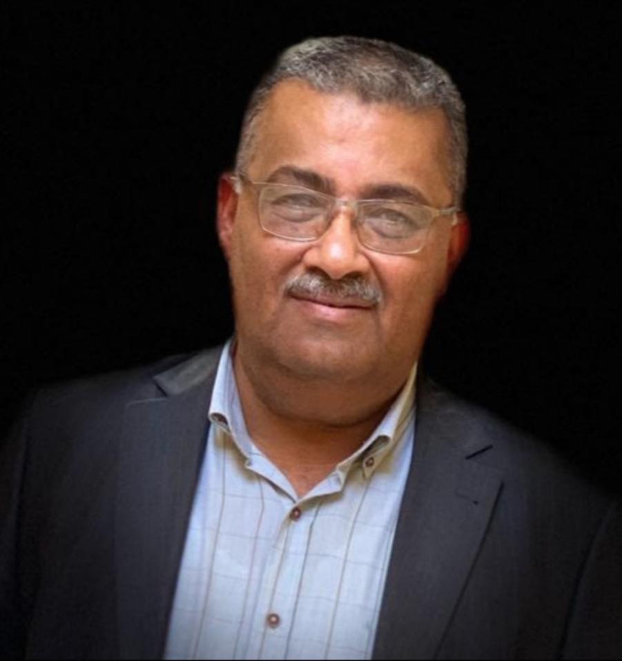 تهنئ عمادة كلية المستقبل الجامعة الدكتور ناظر نجم عبدالله لحصوله على مرتبة الاستاذية